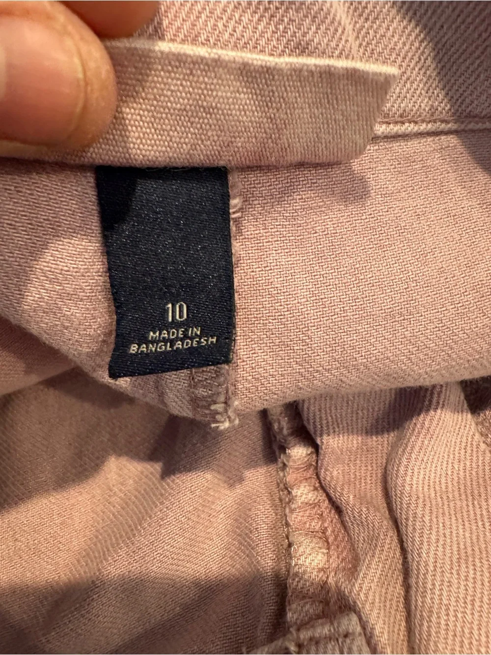 Universal Thread High-Rise A-Line Pleated mauve Shorts w/ double-button closure